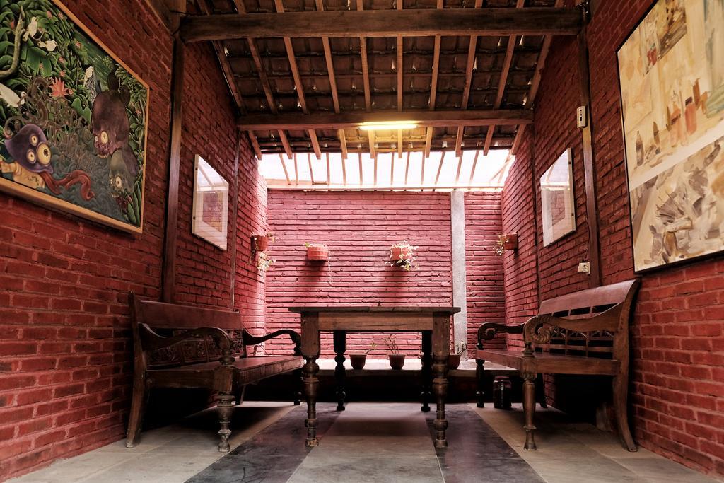 Cempaka Borobudur Guest House Magelang Esterno foto