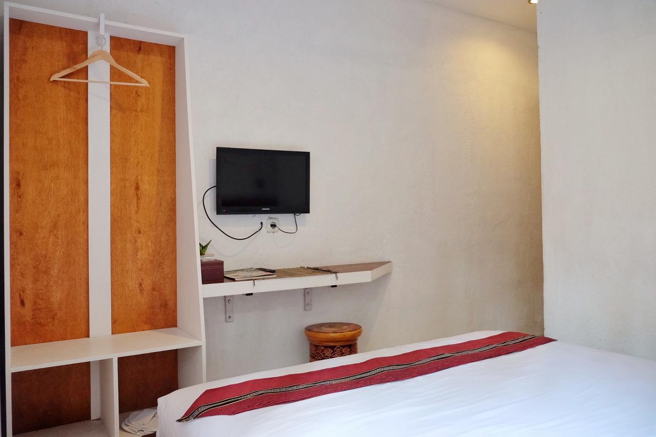 Cempaka Borobudur Guest House Magelang Esterno foto