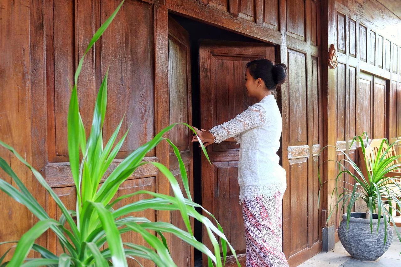 Cempaka Borobudur Guest House Magelang Esterno foto